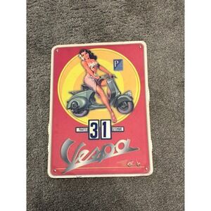 Vespa Vintage Pin-Up Girl Perpetual Calendar Metal Sign Forme srl Italy Retro